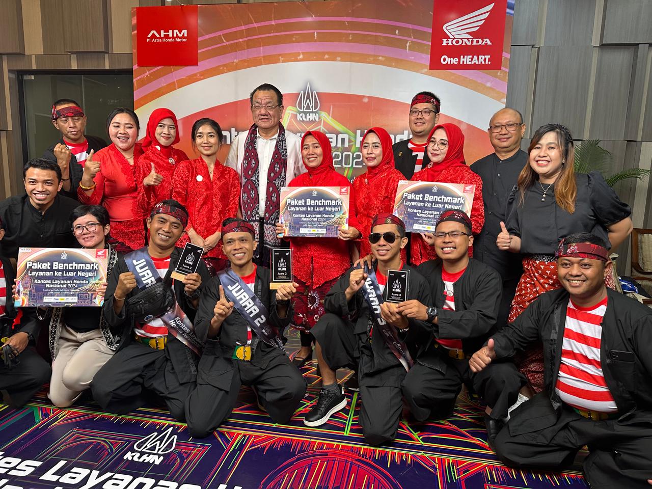 FLP Perwakilan MPM Honda Jatim Berhasil Naik Podium di Gelaran Kontes Layanan Honda Nasional 2024